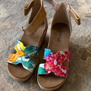 Corkys Women's Floral Wedges - Tan and Multicolor